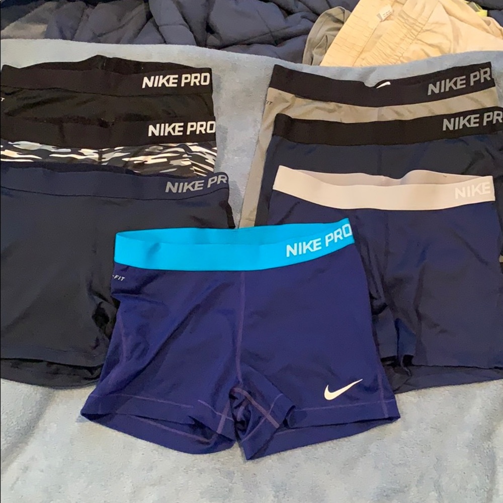 7 Pairs of Nike Pro Spandex